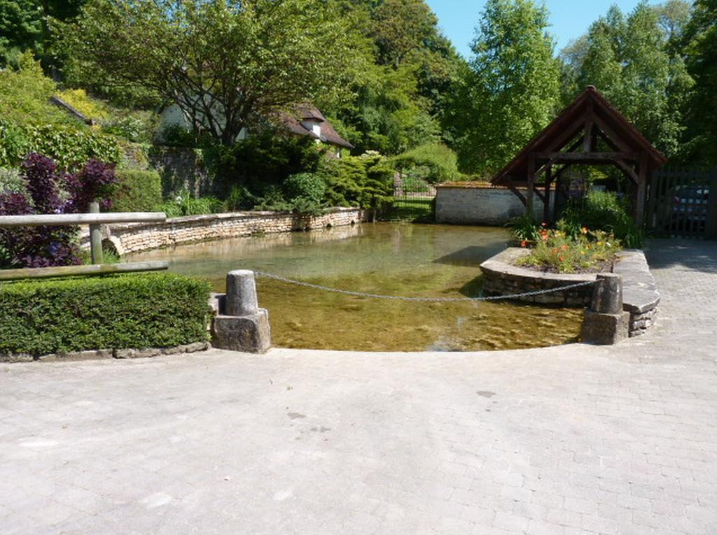 Le Gite du Petit Lavoir Bèze Chambre photo